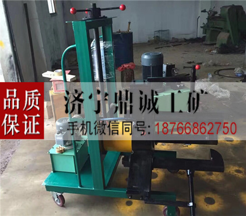 4 电动液压拉马 (1)