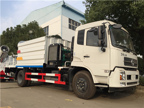 东风天锦抑尘车66