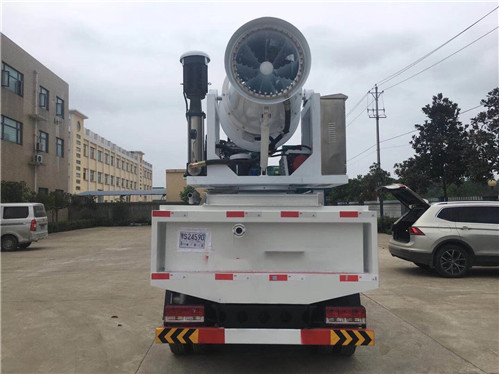 东风福瑞卡升降抑尘车10