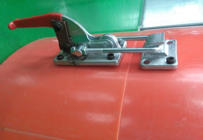 逃生管道长度:3米