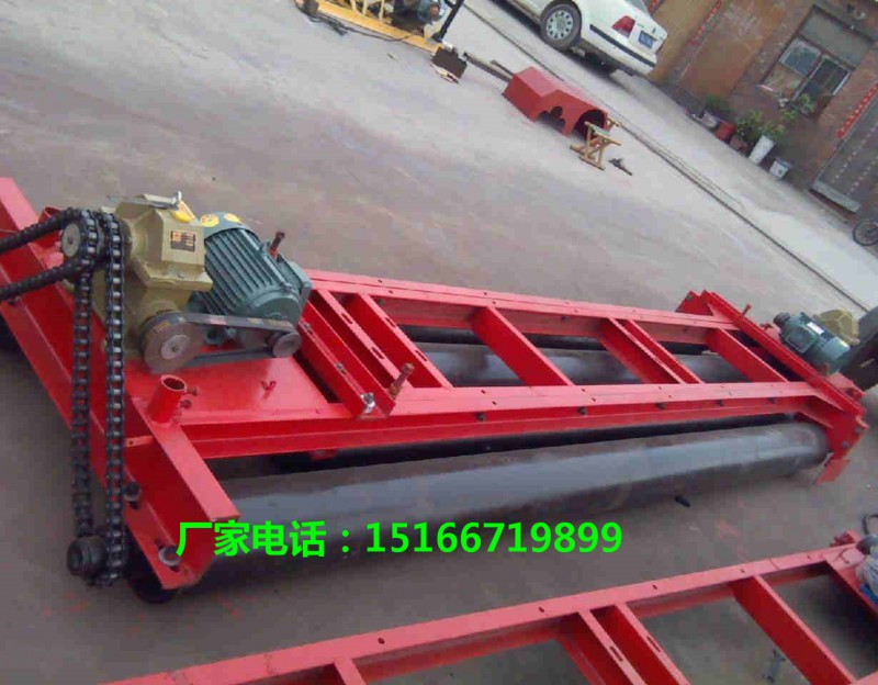 三辊轴摊铺机 (49)_副本