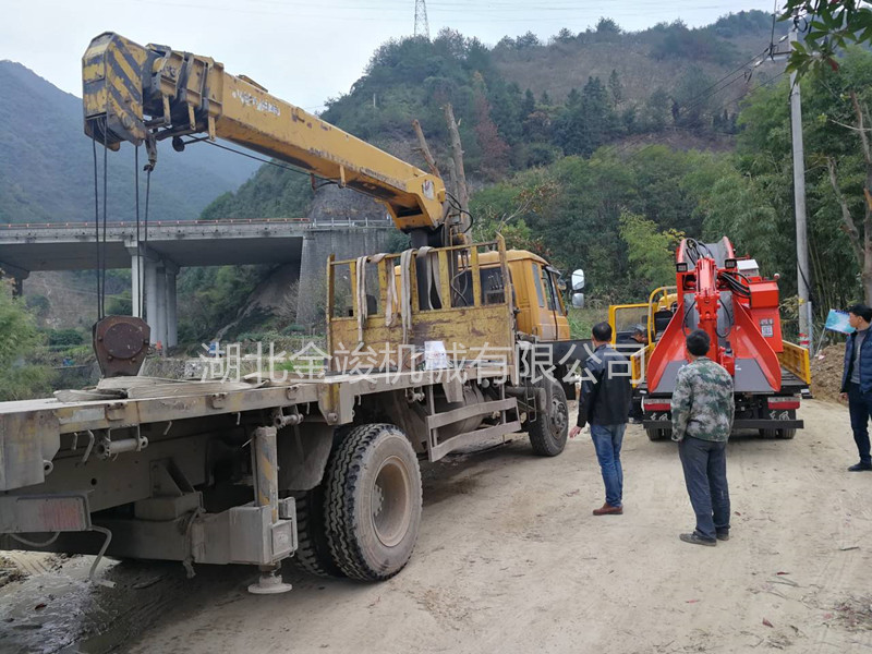 扒渣机卸车12-03-2