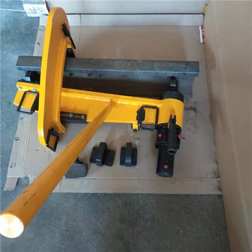 直轨器2
