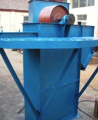 胶带斗式提升机1