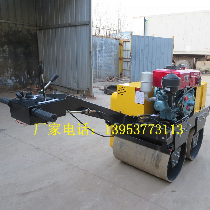 双轮振动压路机 (15)